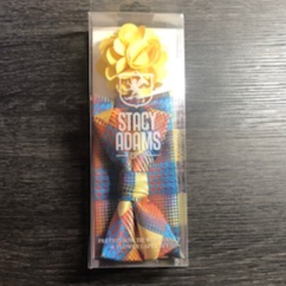 Stacy Adams Pre-tied Bow Tie w/ Hanky & Lapel
